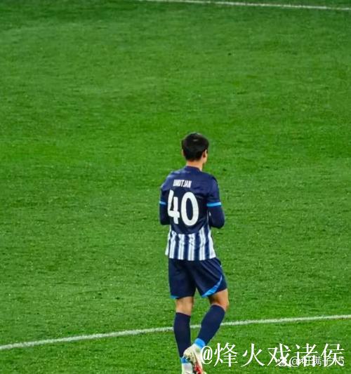 上港去年三名外援引进，为何仅他成功续约？原因揭秘