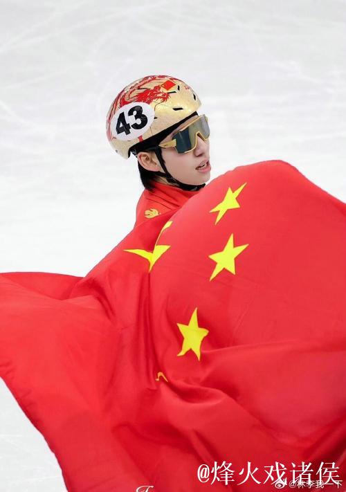 独臂勇者征服冰雪赛道 残运会摘银 独臂勇者征服冰雪赛道 残运会摘银